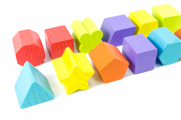 fila di blocchi di giocattoli in legno
 - Foto, immagini
