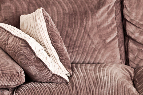 Диванные подушки
 - Фото, изображение