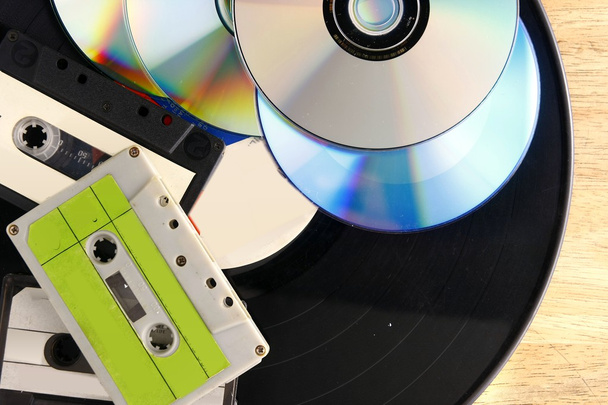 カセット テープ、レコード、cd と dvd - 写真・画像