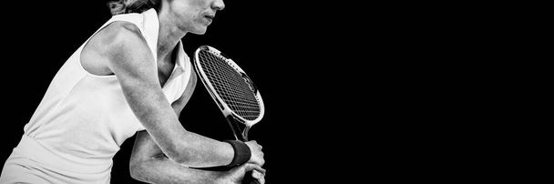 urheilija pelaa tennistä maila
  - Valokuva, kuva