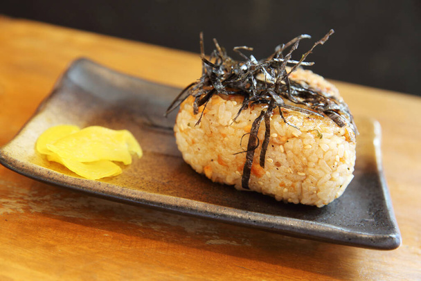 Grill onigiri, asiatisches Essen - Foto, Bild