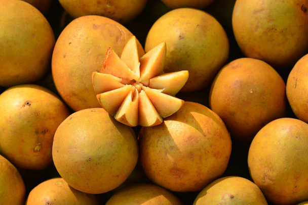 Fondo de fruta de mango maduro y dulce - Foto, Imagen