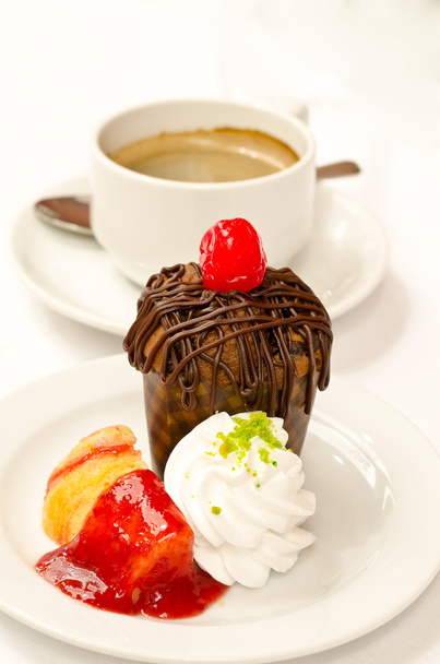 muffin en koffie - Foto, afbeelding