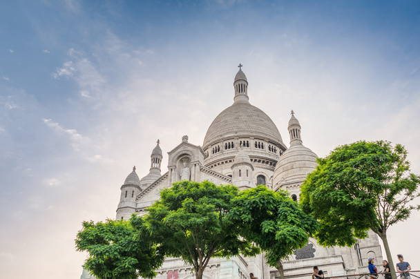 Catedral do Sagrado Coração em Montmartre
 - Foto, Imagem