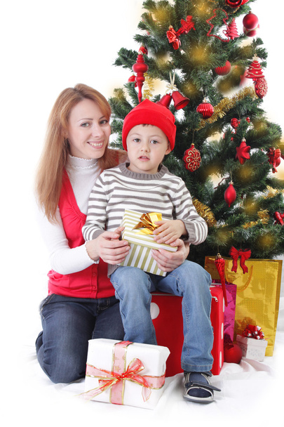 Mother and son with gifts - Foto, imagen