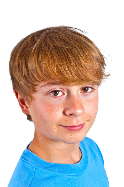 Портрет щасливого хлопчика з блакитною сорочкою в студії
 - Фото, зображення