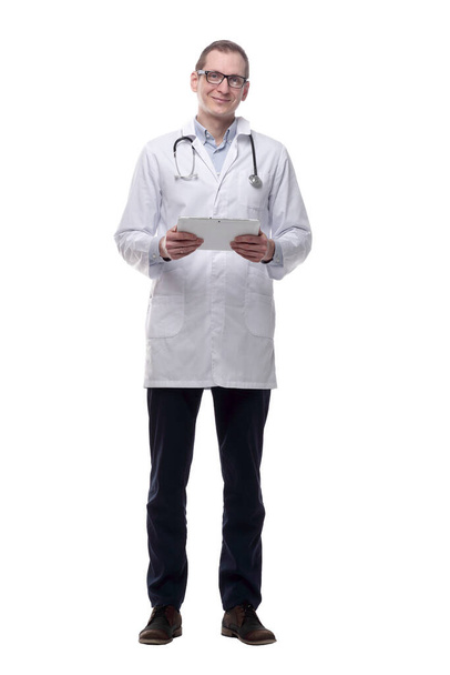 médico de sucesso com um comprimido digital. isolado em um branco - Foto, Imagem