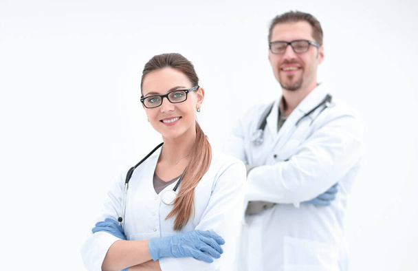 два уверенных медицинских специалиста
 - Фото, изображение