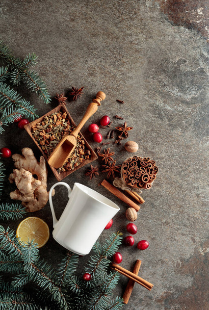 Winter and New Year theme. Ingredients and spices for preparing winter hot drinks. Top view. - Foto, immagini