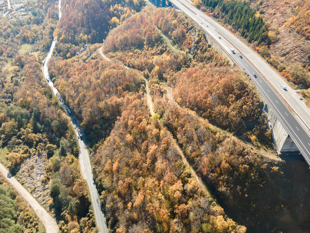 Aerial view of Bebresh Viaduct at Hemus (A2) motorway, Vitinya Pass, Sofia Region, Bulgaria - Valokuva, kuva