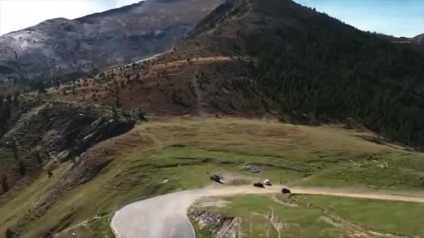 Aerial hiperlapse shot w dolinie górskiej w środku Pirenejów, Andora. Wysokiej jakości materiał 4k - Materiał filmowy, wideo