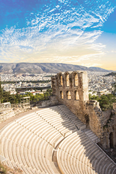 Όμορφη θέα του Θεάτρου του Διονύσου στην Αθήνα - Φωτογραφία, εικόνα