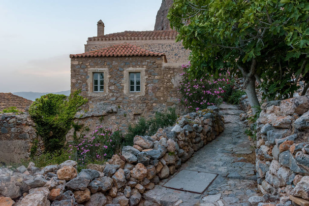 Pohled na středověký hrad Monemvasia, Lakonia, Peloponés, Řecko - Fotografie, Obrázek