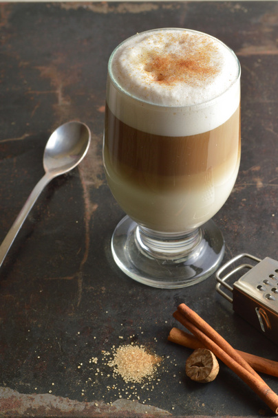 Taza de café con leche
 - Foto, imagen