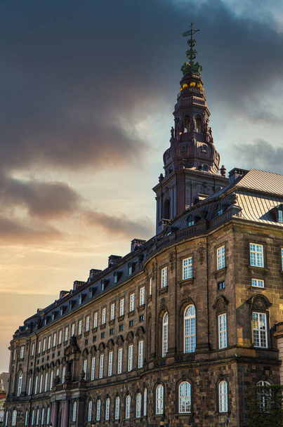 Christiansborg Palace en el centro de Copenhague, Dinamarca. - Foto, Imagen