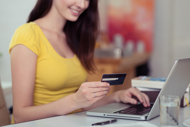 Woman making purchase in internet - Foto, Bild
