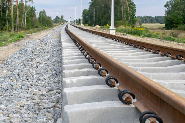Yeni demiryolu hattı. Demiryolu inşaatı - Fotoğraf, Görsel