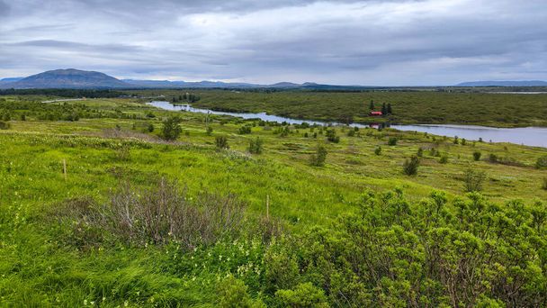 アイスランド島の田園風景 - 写真・画像