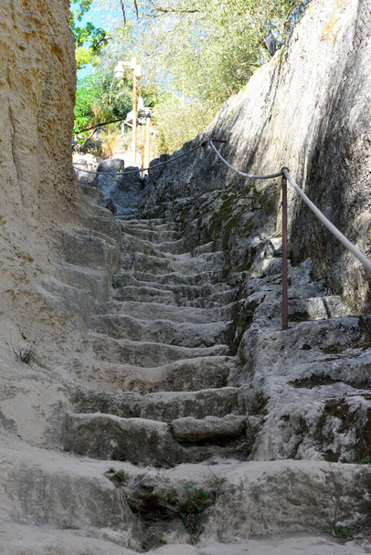 The Zungri Σπήλαια: Rock settlement vibo valentia calabria Ιταλία - Φωτογραφία, εικόνα