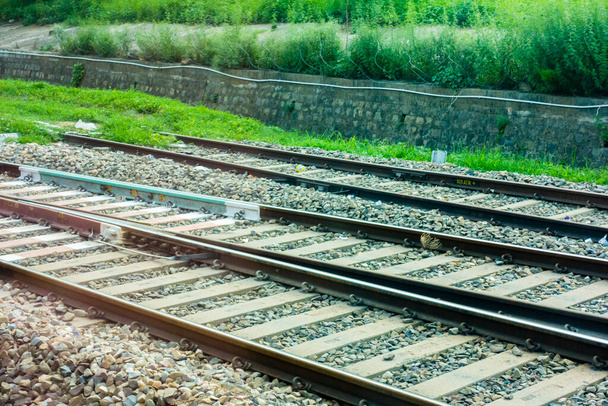 Železniční výhybka (AE) nebo výhybka na kolejích. Severní indické železnice. Indie. - Fotografie, Obrázek