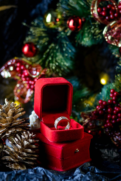 Gold ring in a red box, presents for woman, gift for woman, Christmas gift  - Fotoğraf, Görsel