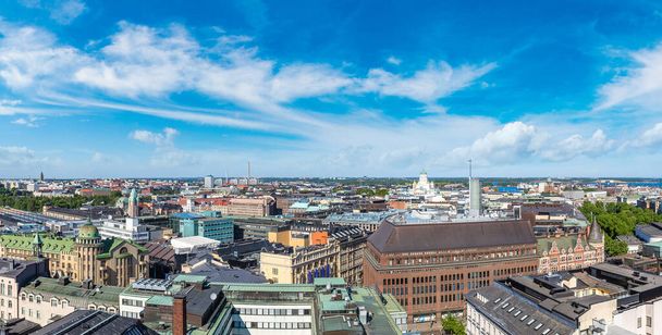 Panoramic aerial view of Helsinki in a beautiful summer day, Finland - Foto, afbeelding
