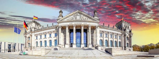 Reichstagu v Berlíně, Německo  - Fotografie, Obrázek