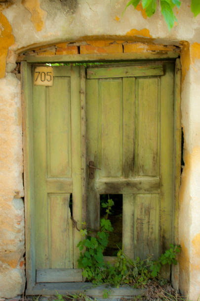 Oude grungy houten deur - Foto, afbeelding
