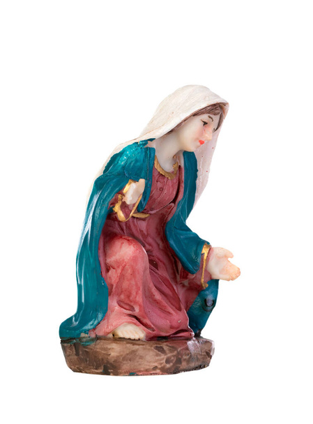 Figurine en céramique de la Vierge Marie isolée sur fond blanc  - Photo, image