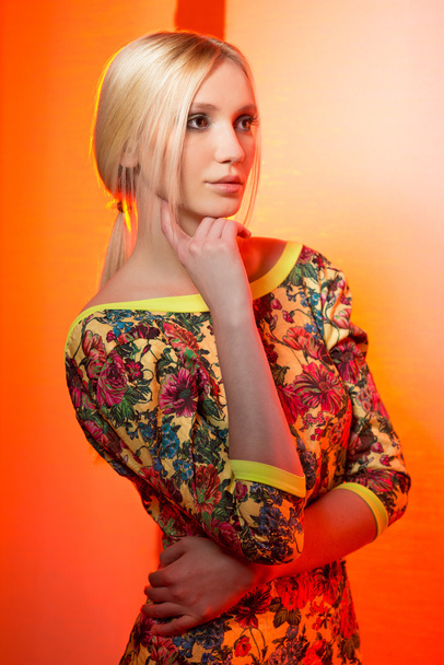 Fashion portrait of blonde woman with make-up and hairstyle - Valokuva, kuva
