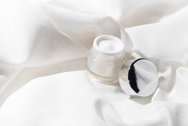 mockup tube bottle for skin care cosmetic, product branding, serum dropper cream lotion treatment - Fotografie, Obrázek