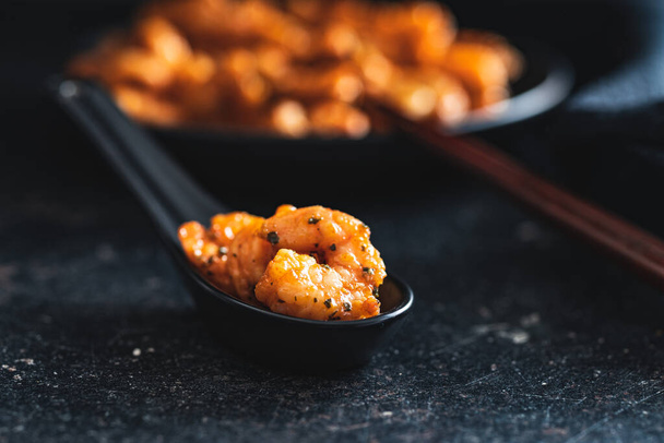 Grilled tiger shrimps in the ceramic spoon. - Fotografie, Obrázek