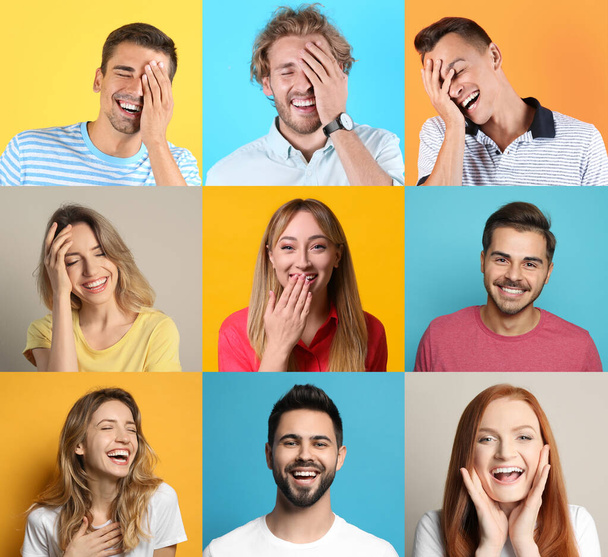 Collage avec des photos de gens riant sur différents fonds de couleur - Photo, image