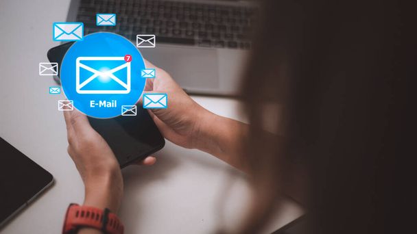 Email Inbox Concepto de Gráficos de Comunicación Electrónica - Foto, Imagen