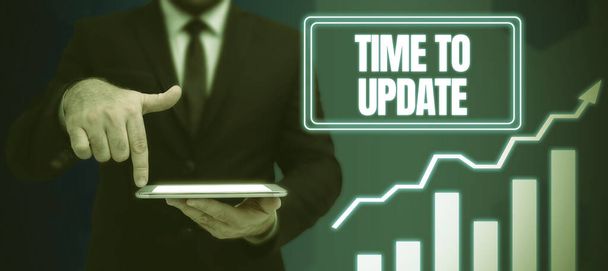 Koncepční zobrazení Čas na aktualizaci, Business showcase Aktualizace systémového softwaru pro vylepšení nebo kompatibilitu - Fotografie, Obrázek