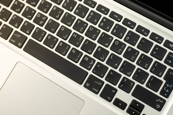 Apple MacBook Pro toetsenbord hoge engel uitzicht - Foto, afbeelding