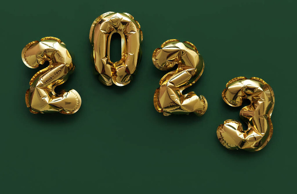 Obrázek 2023 z fóliových balónků na barevném pozadí - Fotografie, Obrázek