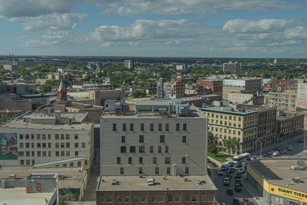 04 Αυγούστου 2022, Winnipeg Manitoba Καναδάς - Winnipeg Downtown Skyline - Φωτογραφία, εικόνα
