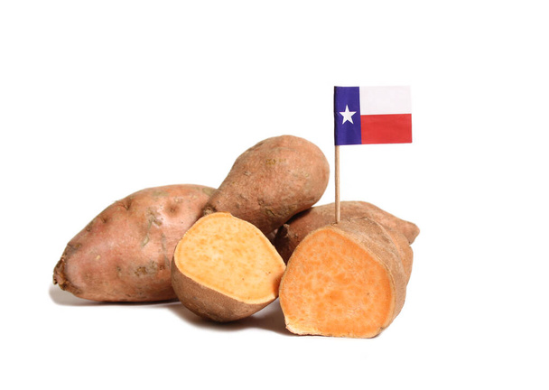 Teksas Bayrağıyla Beyazlar Üzerinde İzole Edilmiş Tatlı Patatesler - Fotoğraf, Görsel