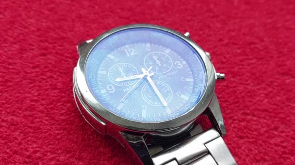 Mechanical quartz wrist watch for men - Footage, Video
