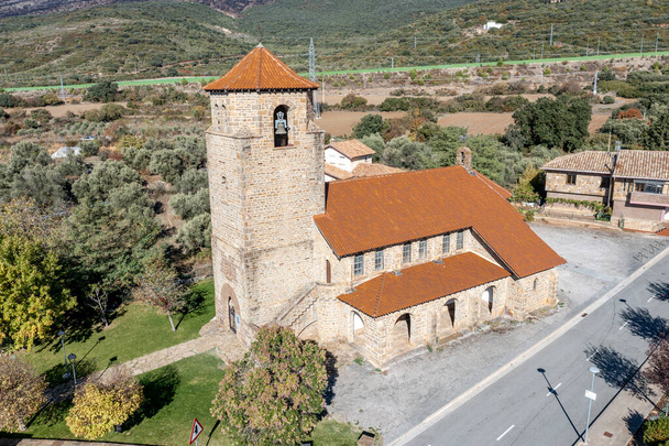 San Esteban de Yesa Parish Center, Navarre Španělsko - Fotografie, Obrázek