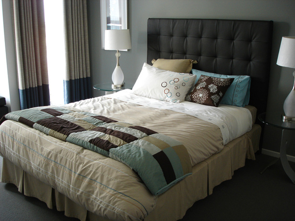 Chambre à coucher principale luxueuse
 - Photo, image