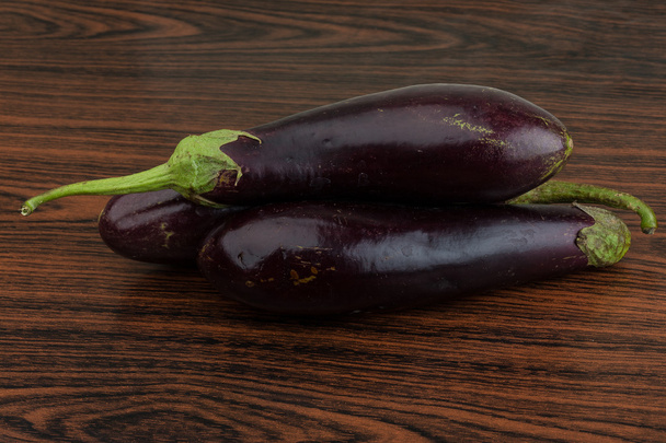 Parlak çiğ patlıcan - Fotoğraf, Görsel