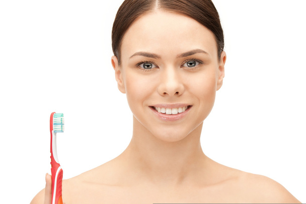 Beautiful woman with toothbrush - Valokuva, kuva