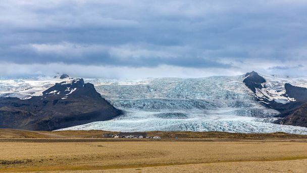Vatnajokull is the largest and most voluminous ice cap glacier in Iceland. Vatnakolull national park was established in 2008 making it Western Europe largest national park - Photo, Image