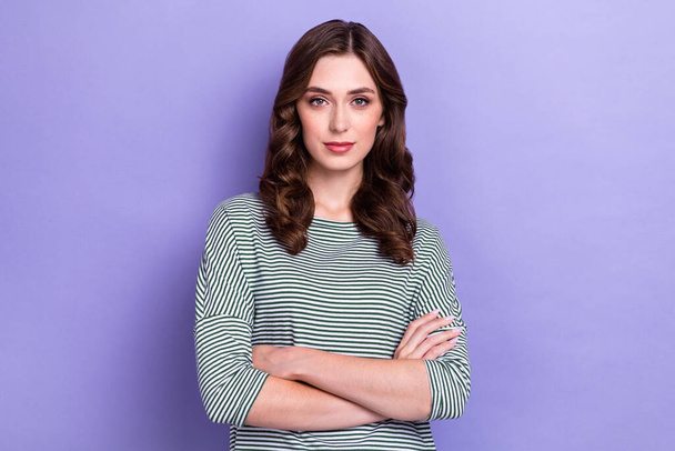 Photo of serious girlish woman business director company crossed arms looking you nice financial results isolated on violet color background. - Fotoğraf, Görsel