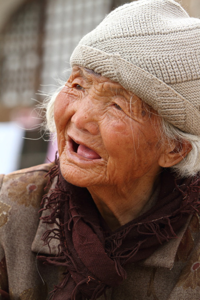 Μια πολύ ηλικιωμένη γυναίκα από την Κίνα - Φωτογραφία, εικόνα