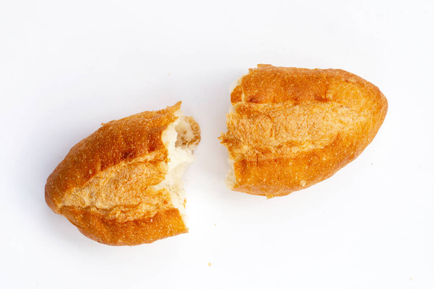 pão isolado sobre fundo branco - Foto, Imagem