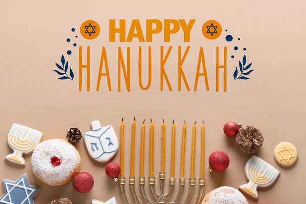 Tarjeta de felicitación con símbolos de Hanukkah y decoración de Navidad - Foto, imagen