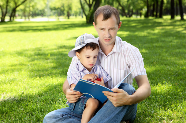 Father with his son in the park - Photo, Image